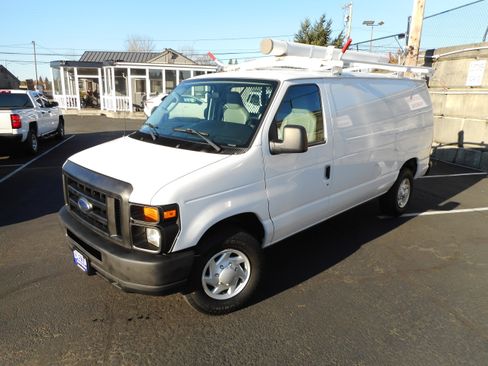 Used 2014 Ford E-250 and Econoline 250 image 4