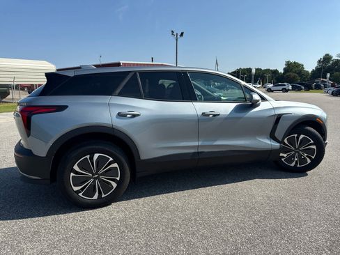 New 2025 Chevrolet Blazer EV LT image 8