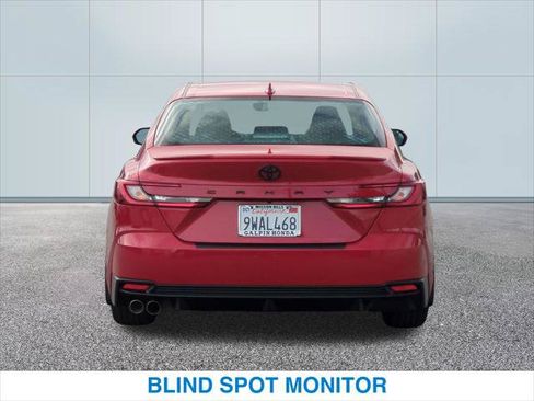 Used 2025 Toyota Camry SE w/ Convenience Package FWD image 8