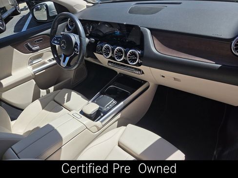 Used 2023 Mercedes-Benz GLA 250 4MATIC image 31