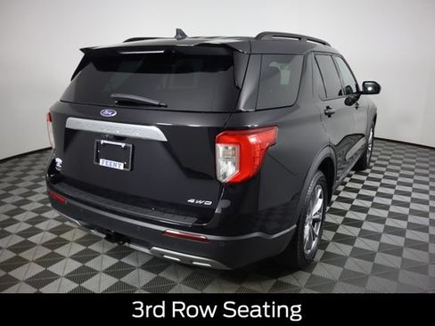 Used 2022 Ford Explorer XLT w/ Equipment Group 202A AWD/4WD image 3