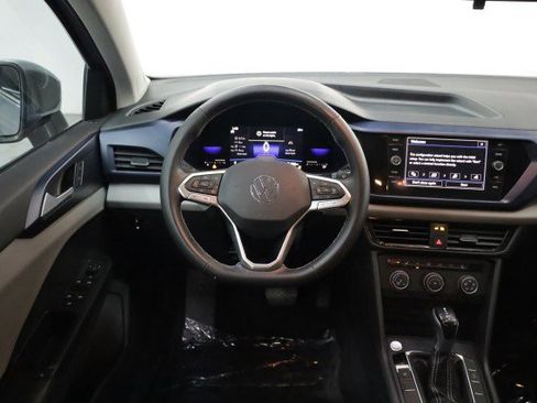 Used 2022 Volkswagen Taos SE image 23