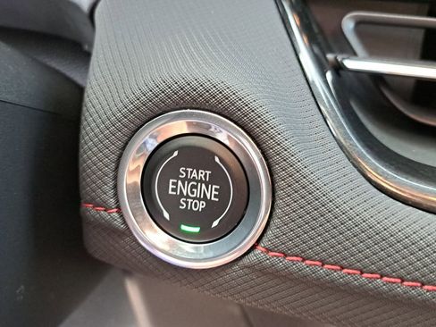 Used 2024 Chevrolet TrailBlazer RS w/ Convenience Package image 28