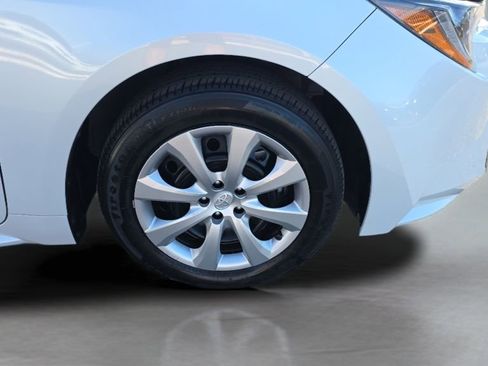 Used 2024 Toyota Corolla LE FWD image 28