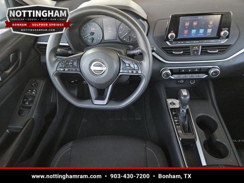 Used 2023 Nissan Altima 2.5 S FWD image 8