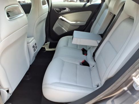 Used 2016 Mercedes-Benz CLA 250 image 9