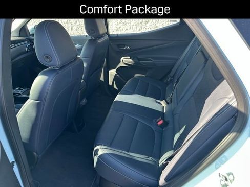 Used 2023 Chevrolet Bolt EUV LT w/ Convenience Package image 17