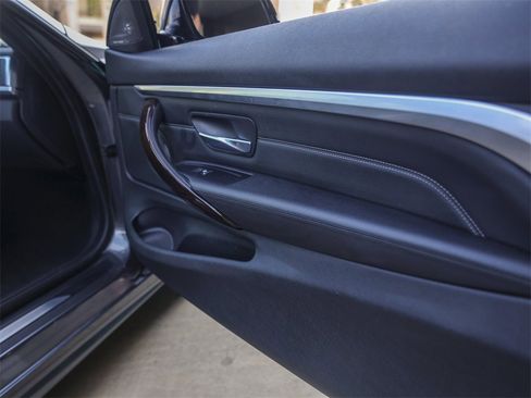 Used 2020 BMW 440i Coupe w/ M Sport Package image 34