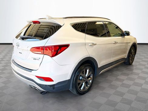 Used 2018 Hyundai Santa Fe Sport image 8