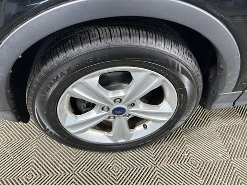 Used 2016 Ford Escape SE FWD image 10