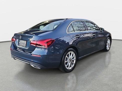 Used 2021 Mercedes-Benz A 220 4MATIC image 5