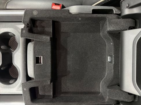 Used 2024 RAM 1500 Laramie image 36