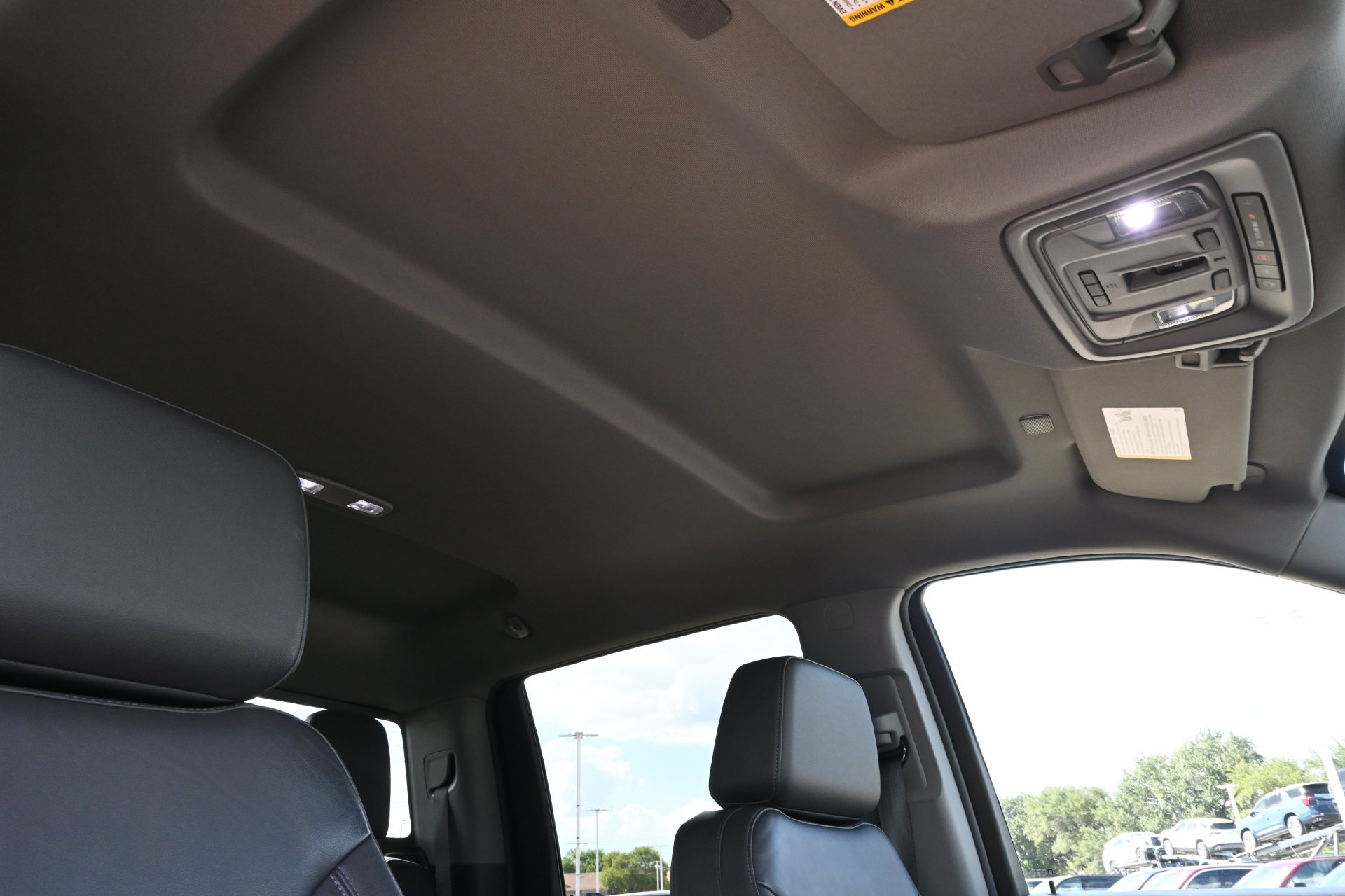 Used 2025 Chevrolet Silverado 3500 LT AWD/4WD image 27