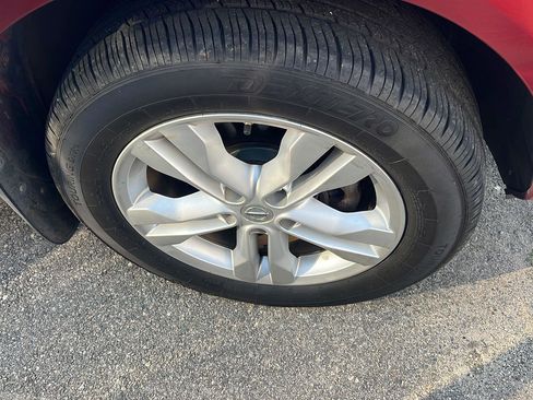 Used 2013 Nissan Rogue SV w/ Premium Pkg image 7