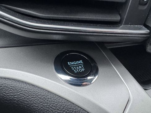 Used 2022 Ford Explorer XLT w/ Equipment Group 202A image 33