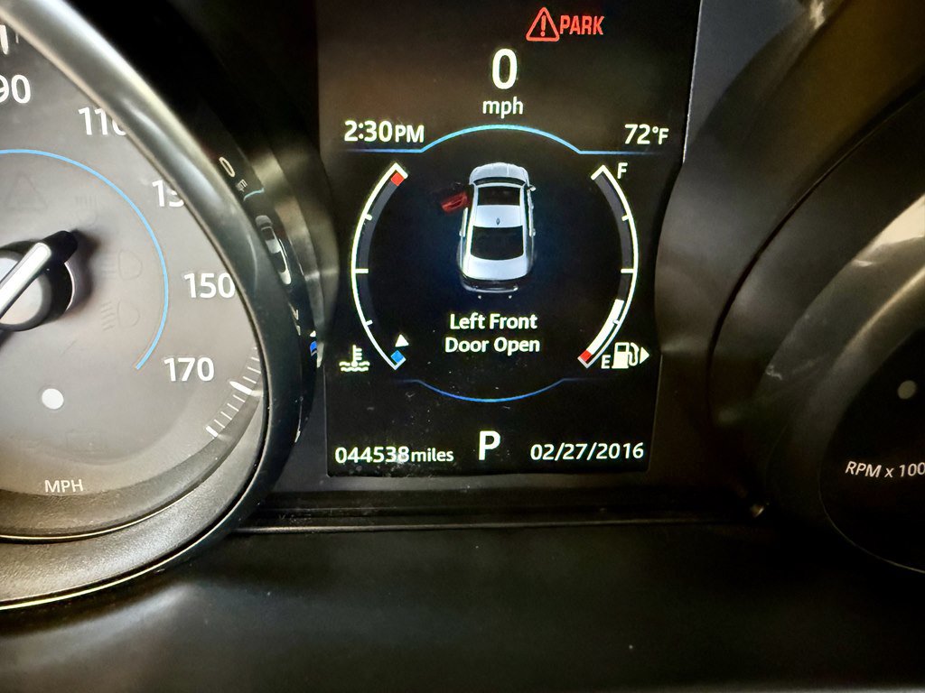 Used 2018 Jaguar XF Premium AWD/4WD image 19
