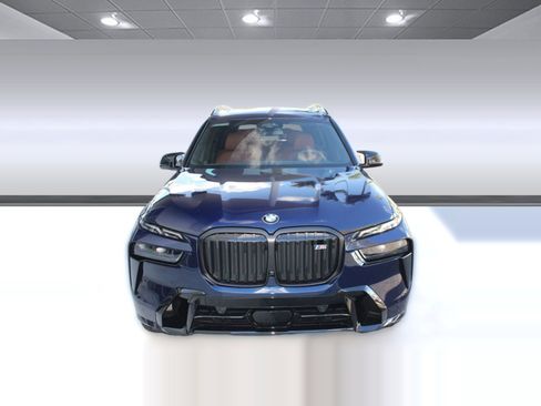 New 2026 BMW X7 M60i image 6