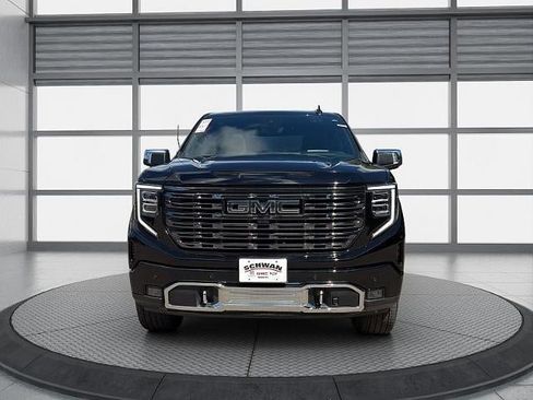 Used 2025 GMC Sierra 1500 Denali Ultimate AWD/4WD image 9