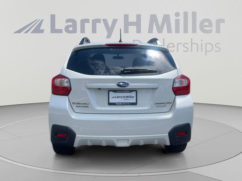 Used 2016 Subaru Crosstrek 2.0i Premium w/ Moonroof Package AWD/4WD image 4