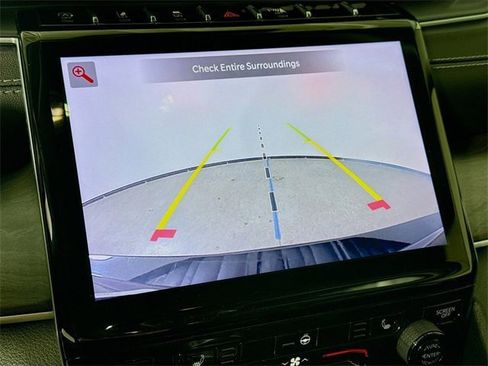 Used 2023 Jeep Grand Cherokee L Limited image 14