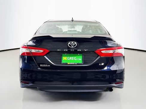 Used 2020 Toyota Camry LE image 8