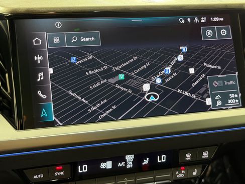 Used 2023 Audi Q4 e-tron Premium Plus RWD image 18