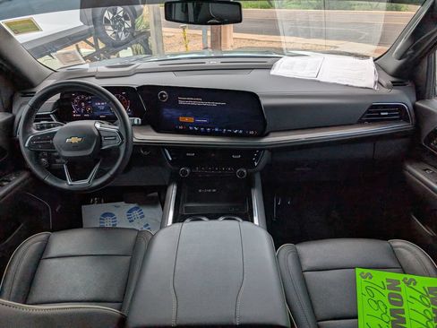 Used 2025 Chevrolet Tahoe Premier w/ Sun And Tow Package AWD/4WD image 15