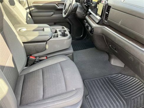 Used 2024 Chevrolet Silverado 2500 LT image 21