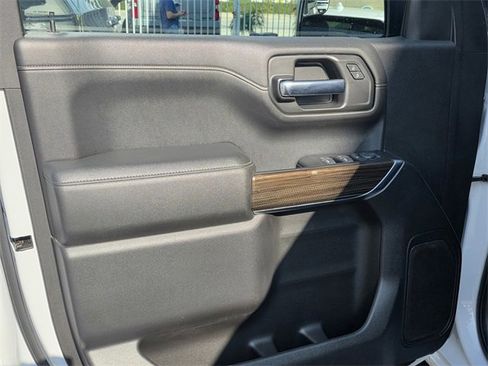 Used 2019 Chevrolet Silverado 1500 LT w/ All-Star Edition image 10