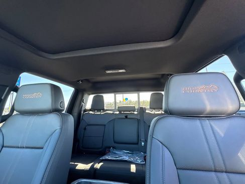 New 2026 Chevrolet Silverado 2500 High Country AWD/4WD image 32