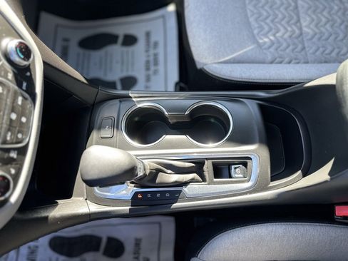 Used 2024 Chevrolet Equinox LT image 21