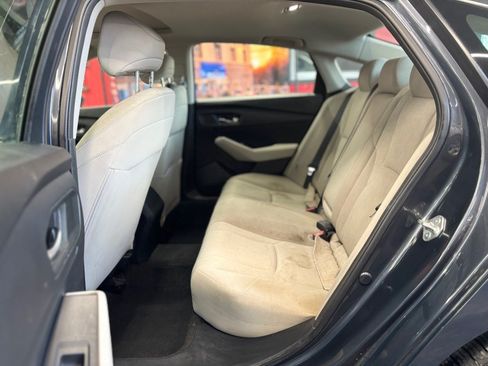 Used 2023 Honda Accord EX image 11