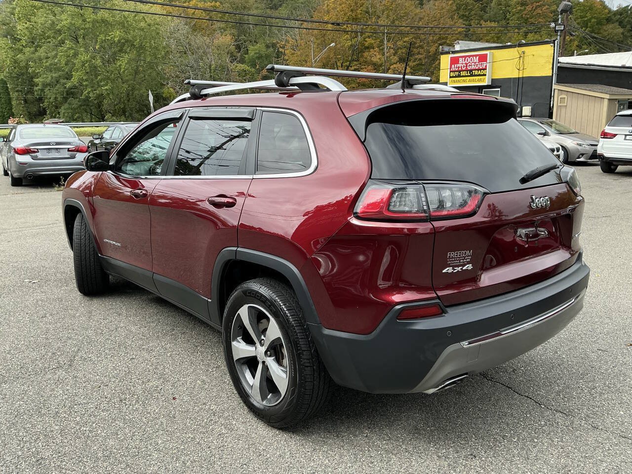 Used 2019 Jeep Cherokee Limited AWD/4WD image 7