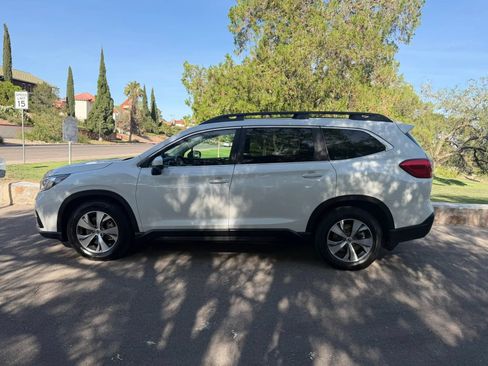 Used 2021 Subaru Ascent Premium w/ Convenience Package AWD/4WD image 2