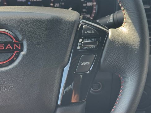 Used 2024 Nissan Frontier Pro-X image 21