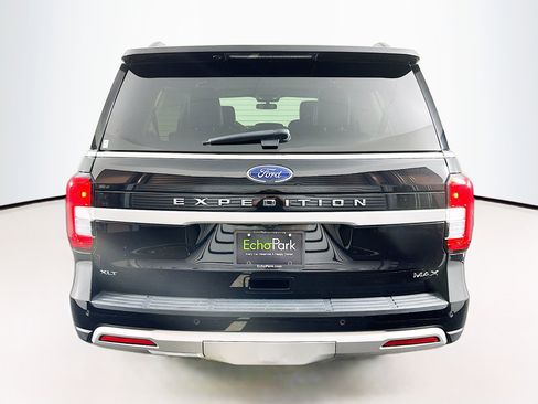 Used 2024 Ford Expedition Max XLT image 7