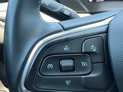 Used 2025 Buick Encore GX Preferred FWD image 12