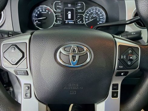 Used 2021 Toyota Tundra SR5 AWD/4WD image 16