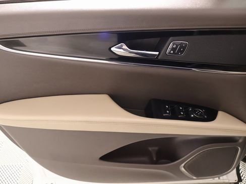 Certified 2022 Lincoln Nautilus Reserve image 16