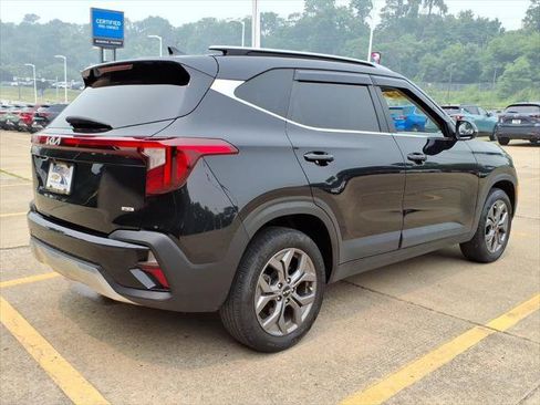Used 2024 Kia Seltos S AWD/4WD image 7