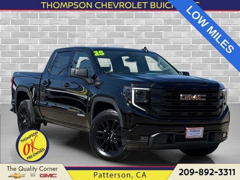 Used 2025 GMC Sierra 1500 Elevation AWD/4WD image 1