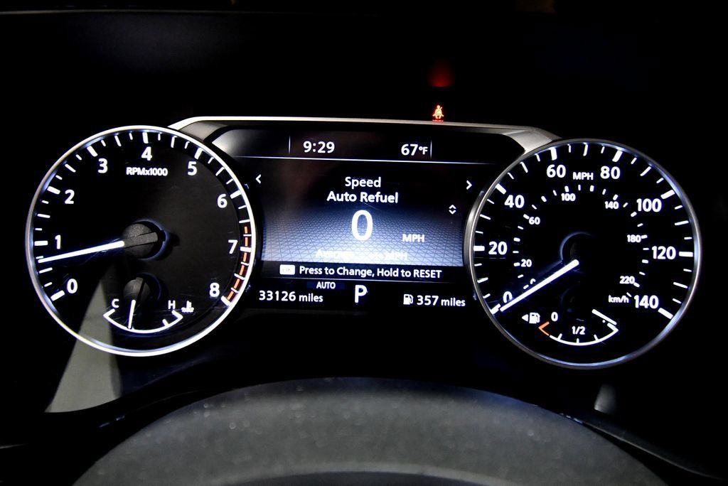 Used 2024 Nissan Pathfinder SL AWD/4WD image 23