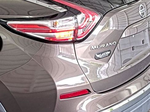 Used 2015 Nissan Murano SL w/ SL Technology Package FWD image 9