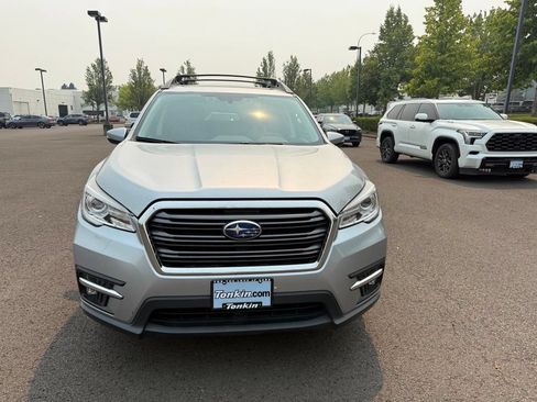 Used 2022 Subaru Ascent Limited w/ Technology Package AWD/4WD image 2
