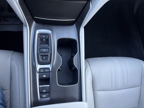 Used 2020 Honda Accord EX-L image 18