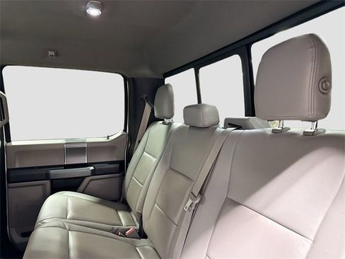 Used 2019 Ford F150 XLT w/ Equipment Group 302A Luxury image 26