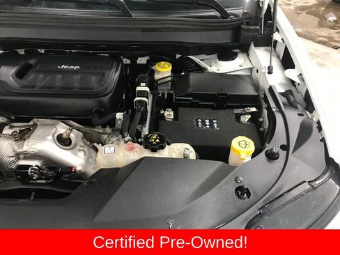 Certified 2022 Jeep Cherokee Latitude Lux w/ Sun & Sound Group image 42