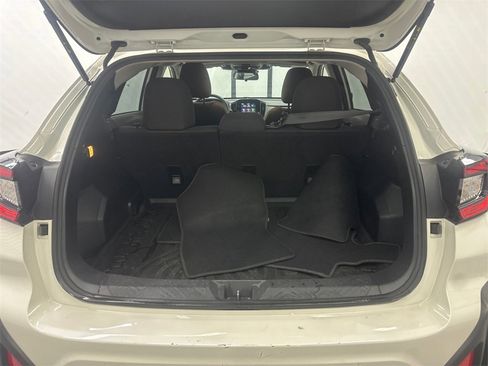 Used 2024 Subaru Crosstrek 2.0i Premium image 19