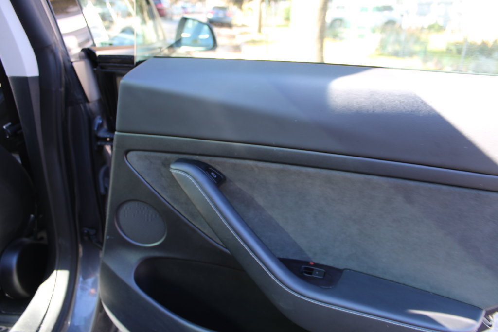 Used 2023 Tesla Model 3 Standard Range RWD image 30