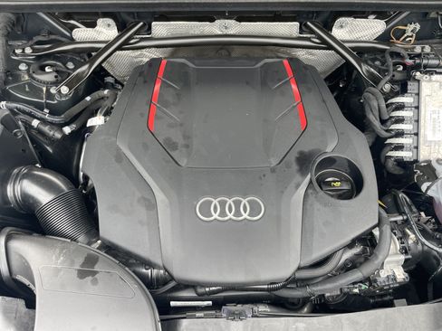 Used 2024 Audi SQ5 Premium Plus w/ Premium Plus Package AWD/4WD image 33